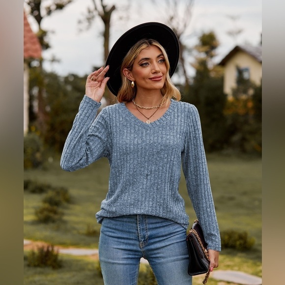 Classic Ribbed V-Neck Sweater - Picture 1 of 4